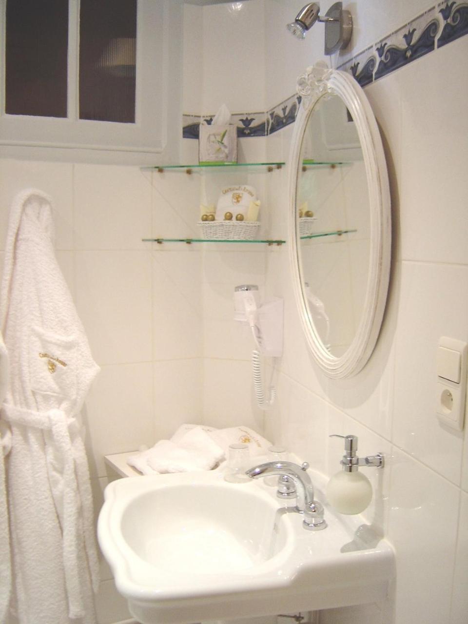 Chateau De La Riviere Bed & Breakfast La Riviere  Ngoại thất bức ảnh